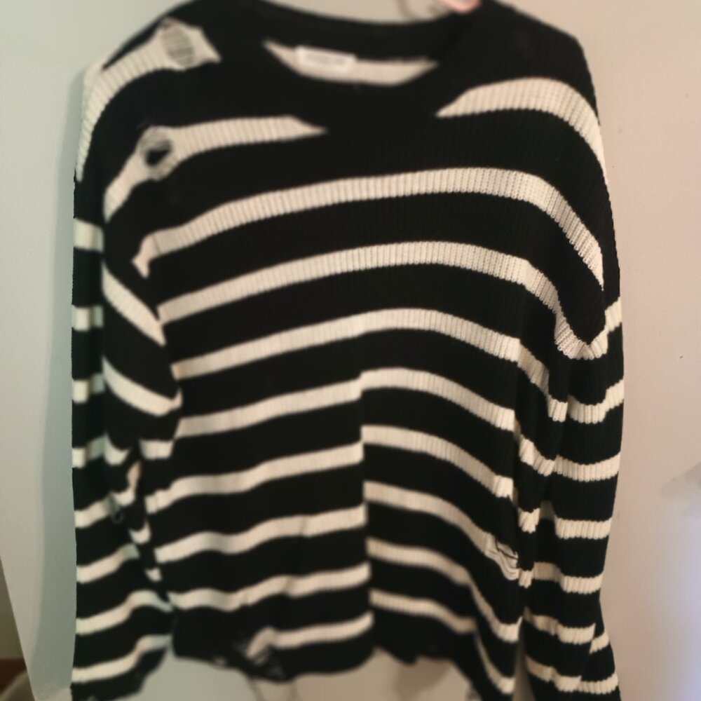 Chic Soul Boutique Distressed Sweater Black and White Stripped 1x Sweater